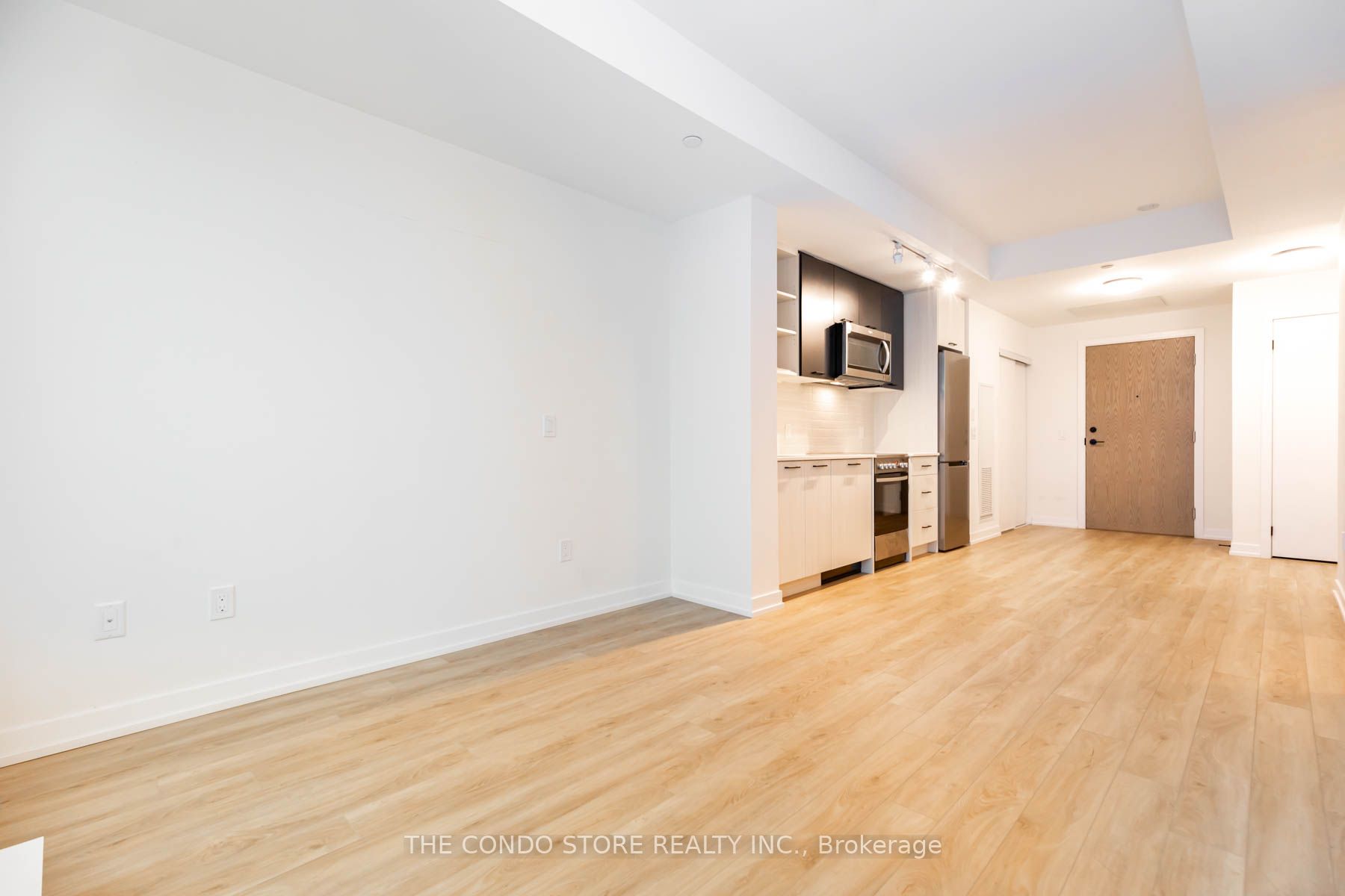 2300 St. Clair Avenue W 524