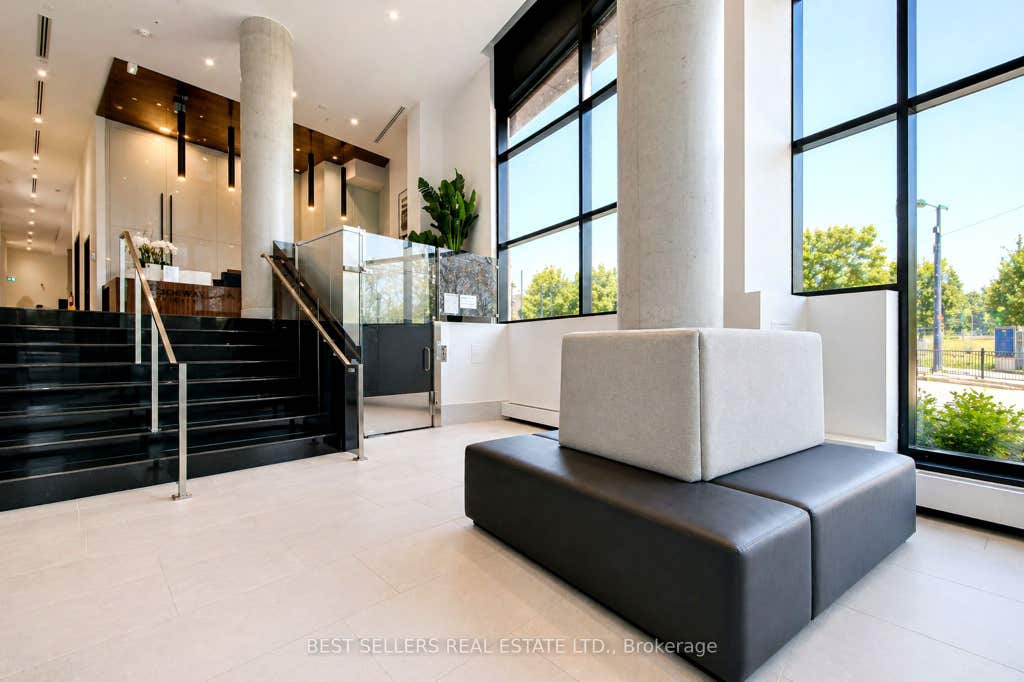 Photo of 160 Kingsway Crescent #611, Toronto, ON M8X 2S4 (MLS # W13693272)