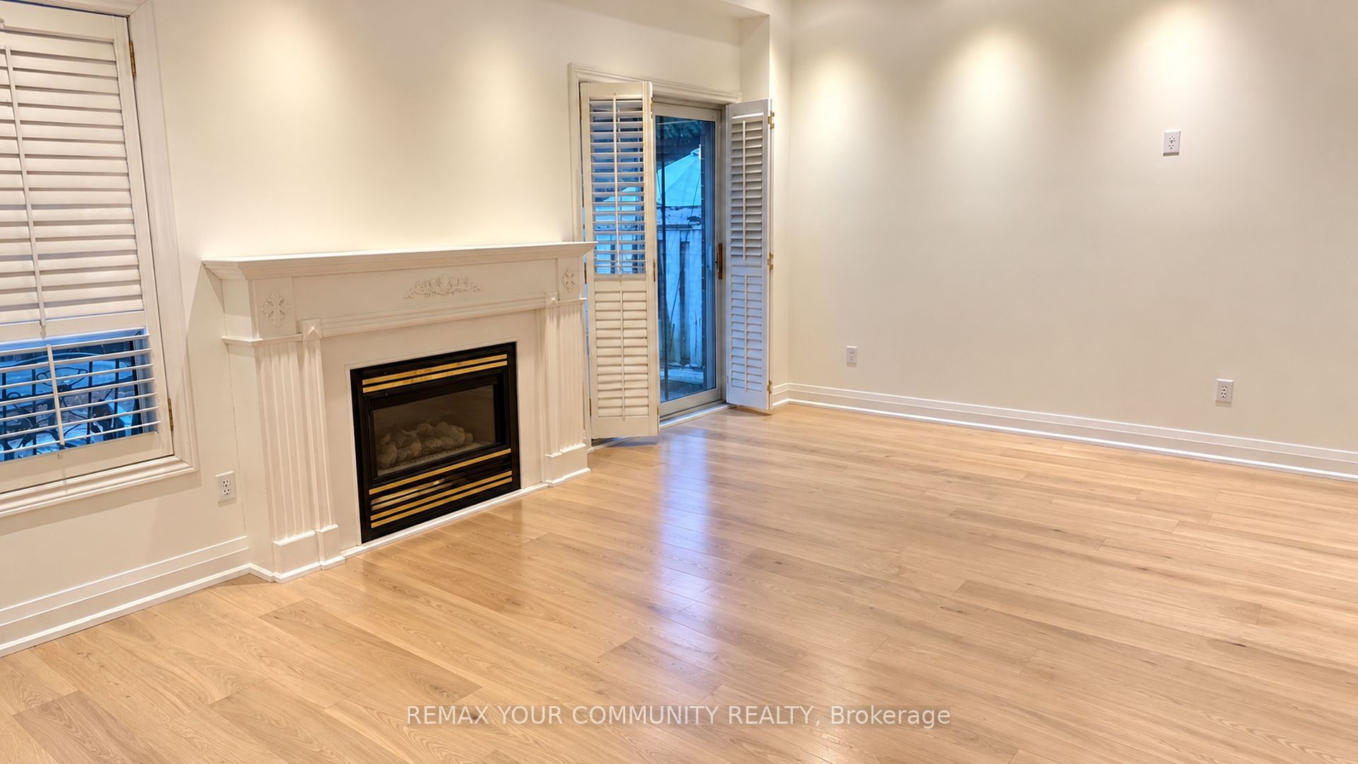 8 Edgemont Court