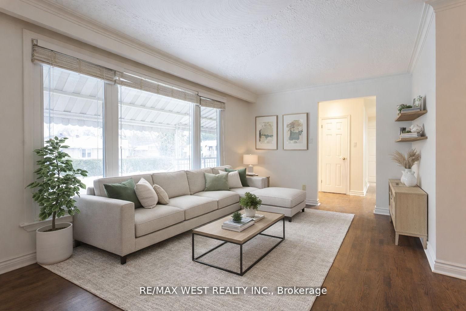 28 Paragon Road Main