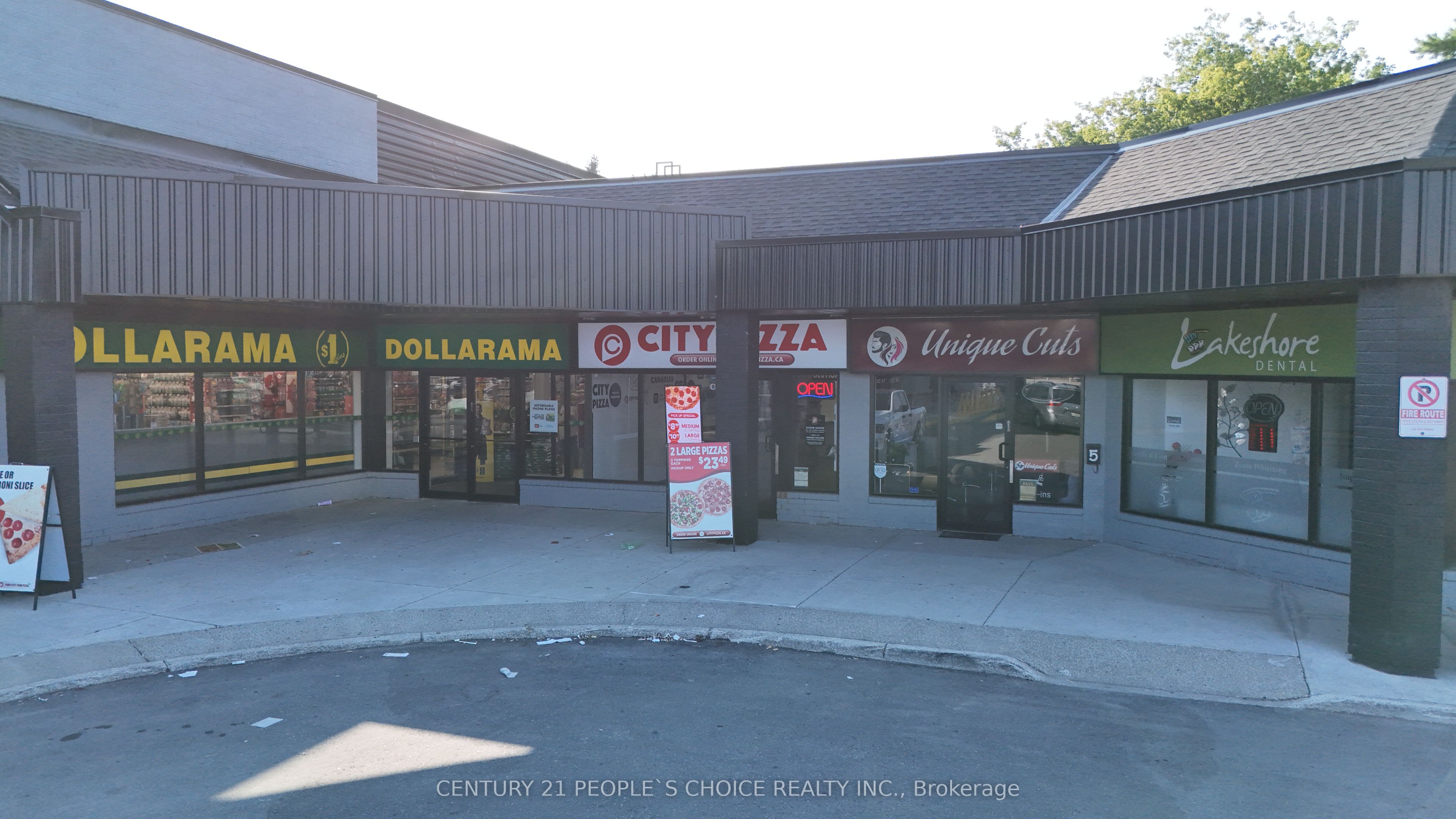 1865 Lakeshore Road W 4