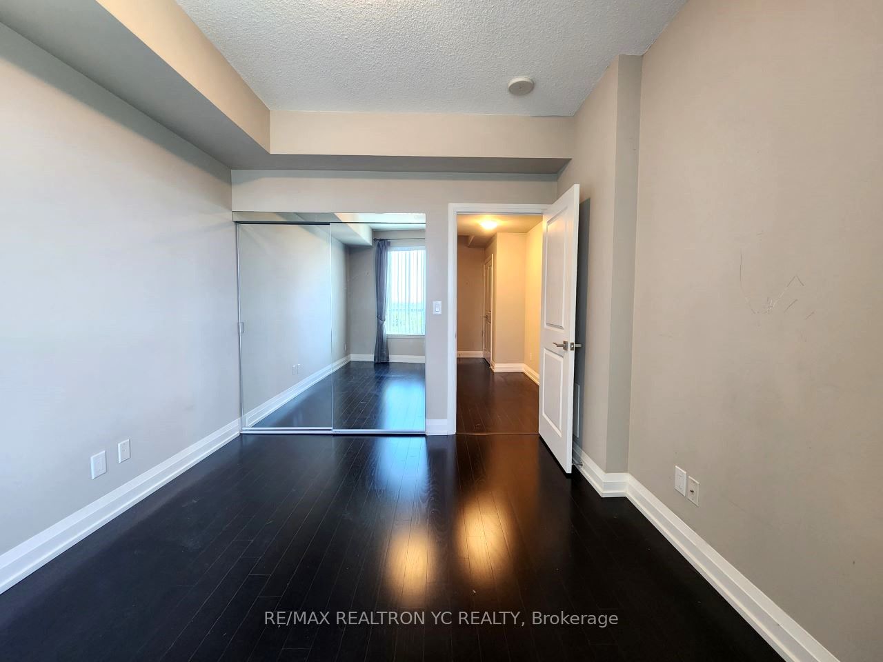 7171 Yonge Street 408