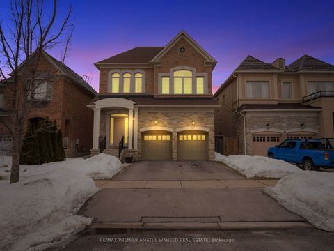 96 Wardlaw Place Vaughan ON L4H 0Z8