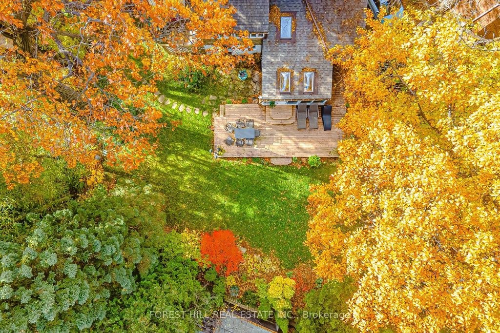 Photo of 91 Braemore Gardens, Toronto, ON M6G 2C7 (MLS # C12580112)