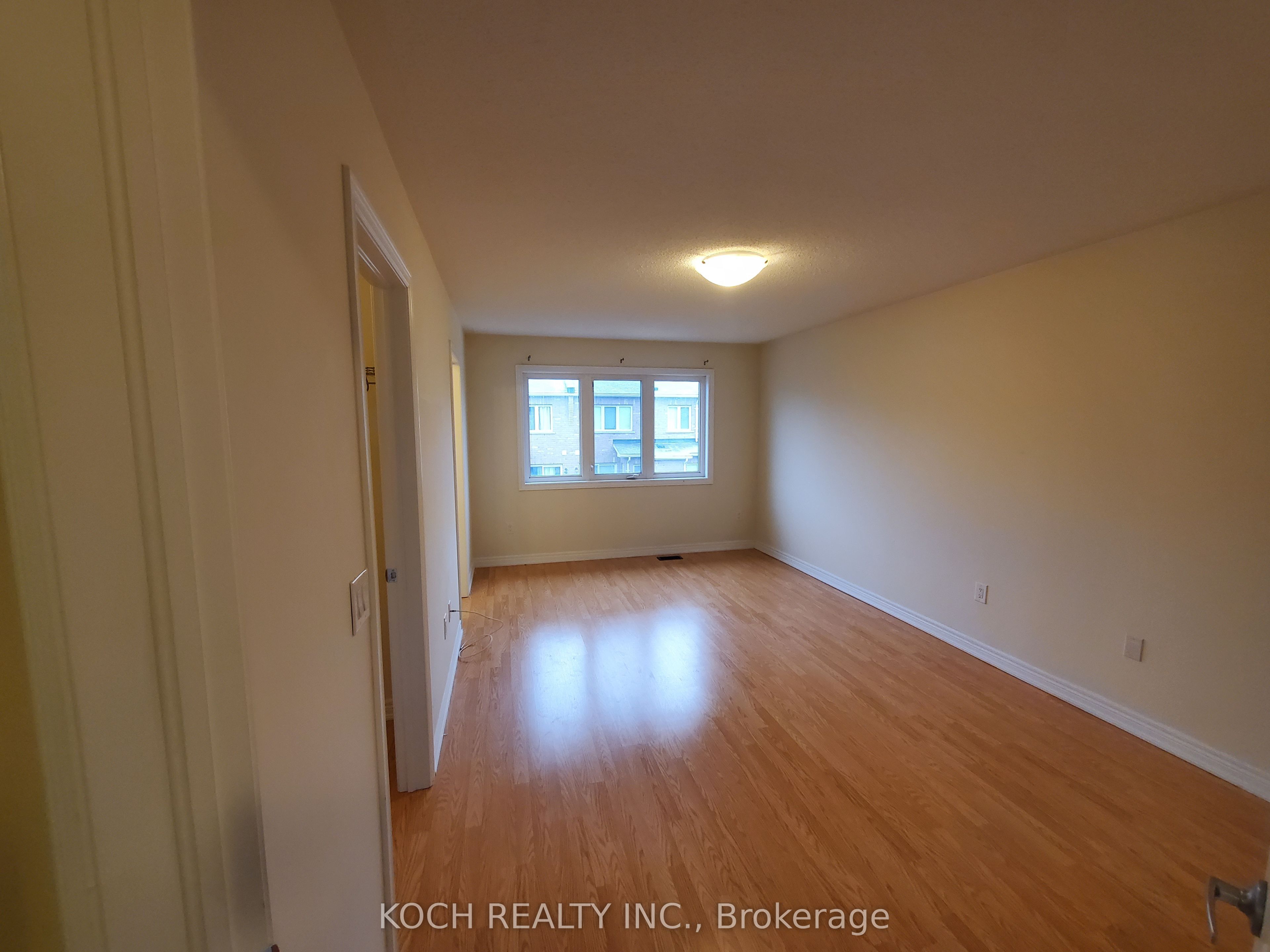 38 Thistle Avenue