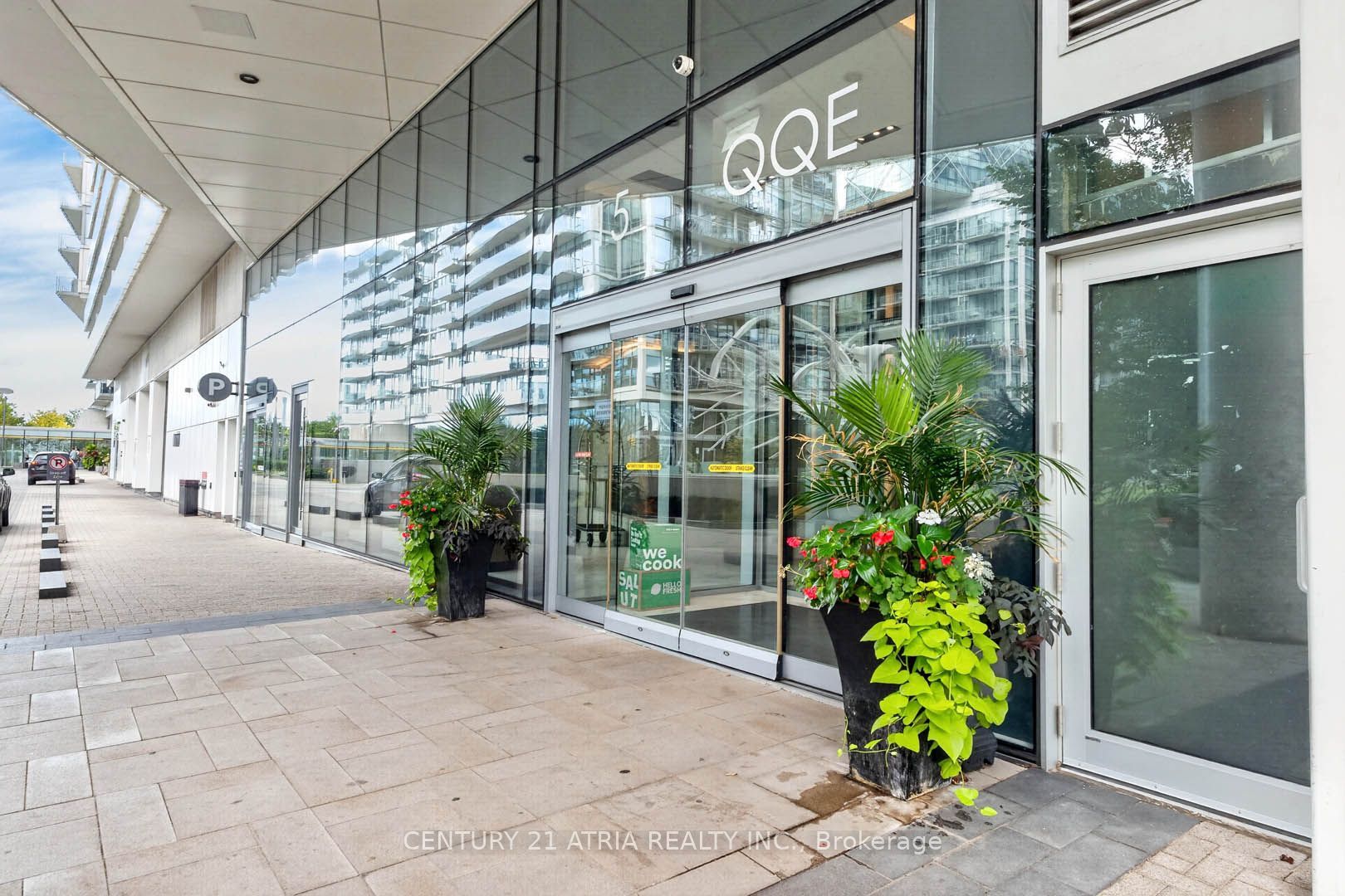 15 Queens Quay E 1108