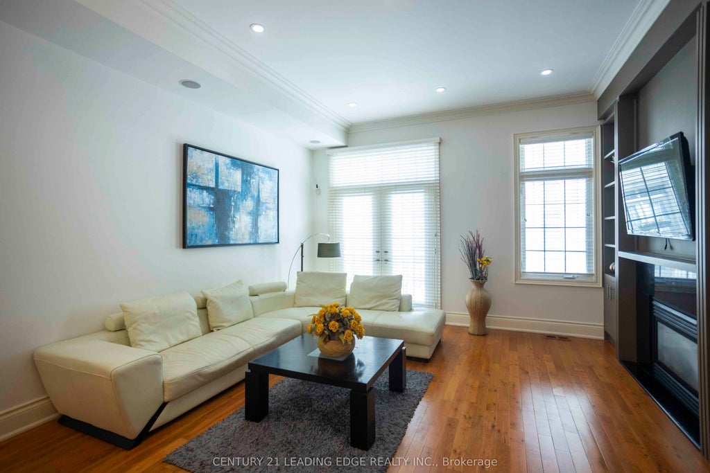 Photo of 206A Merton Street, Toronto, ON M4S 1A1 (MLS # C13808158)
