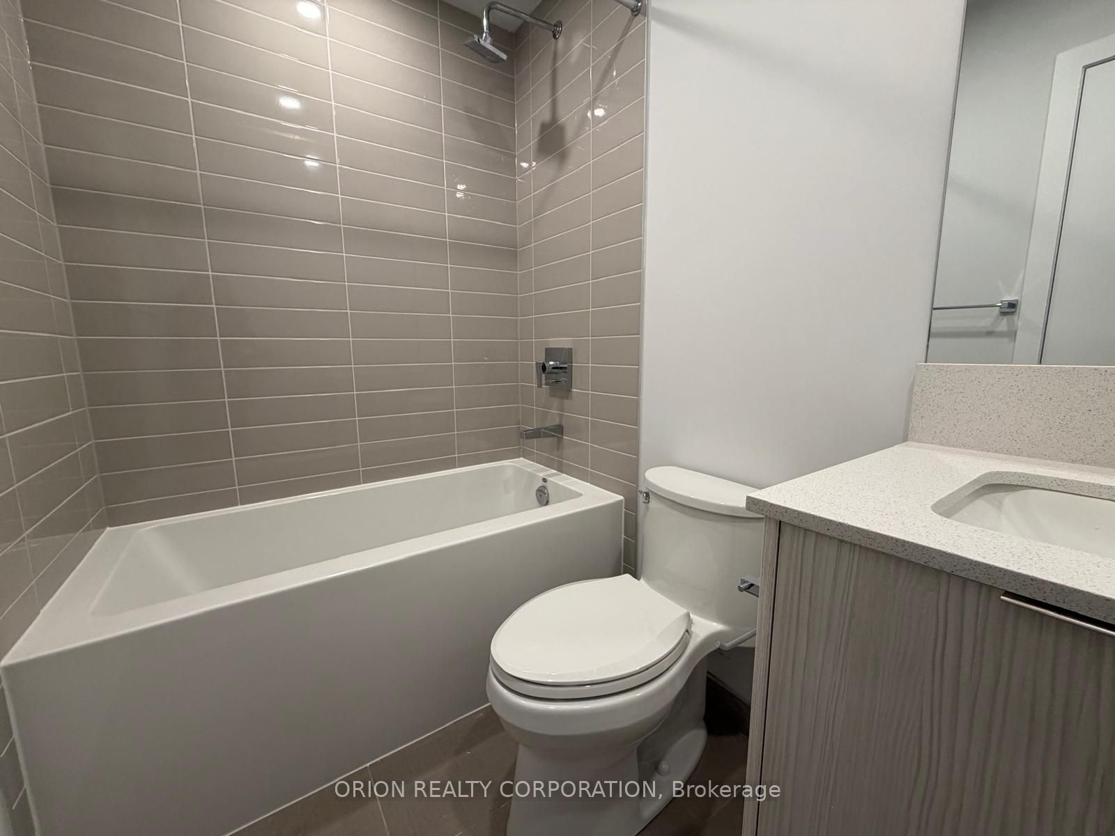 430 Square One Drive 2209