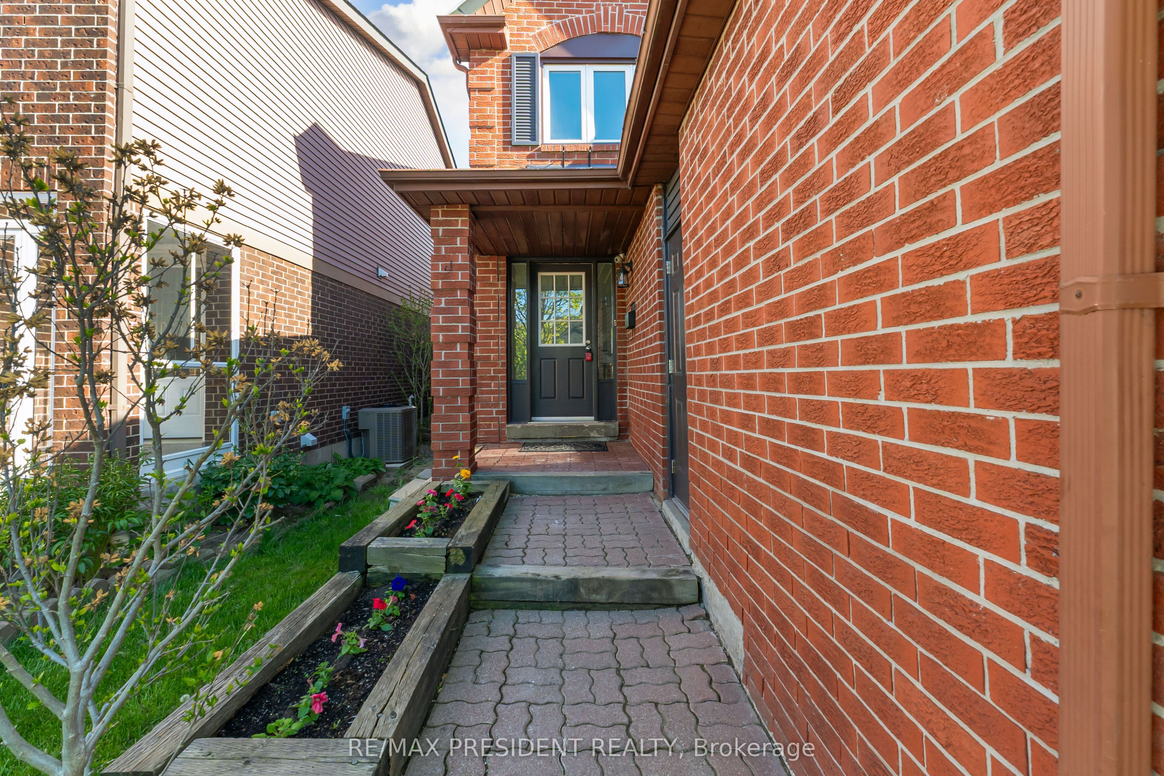 19 Copeland Road