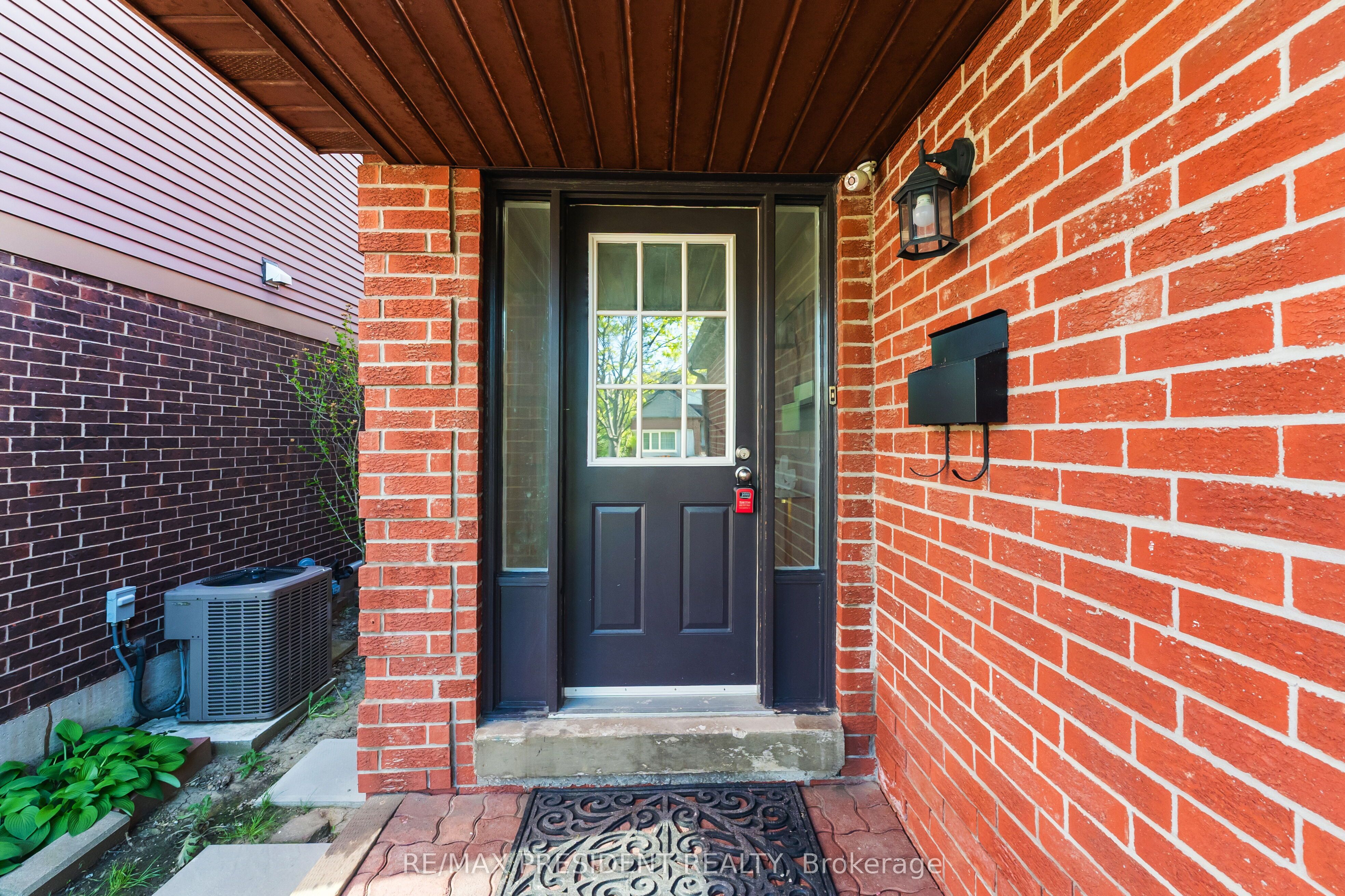 19 Copeland Road