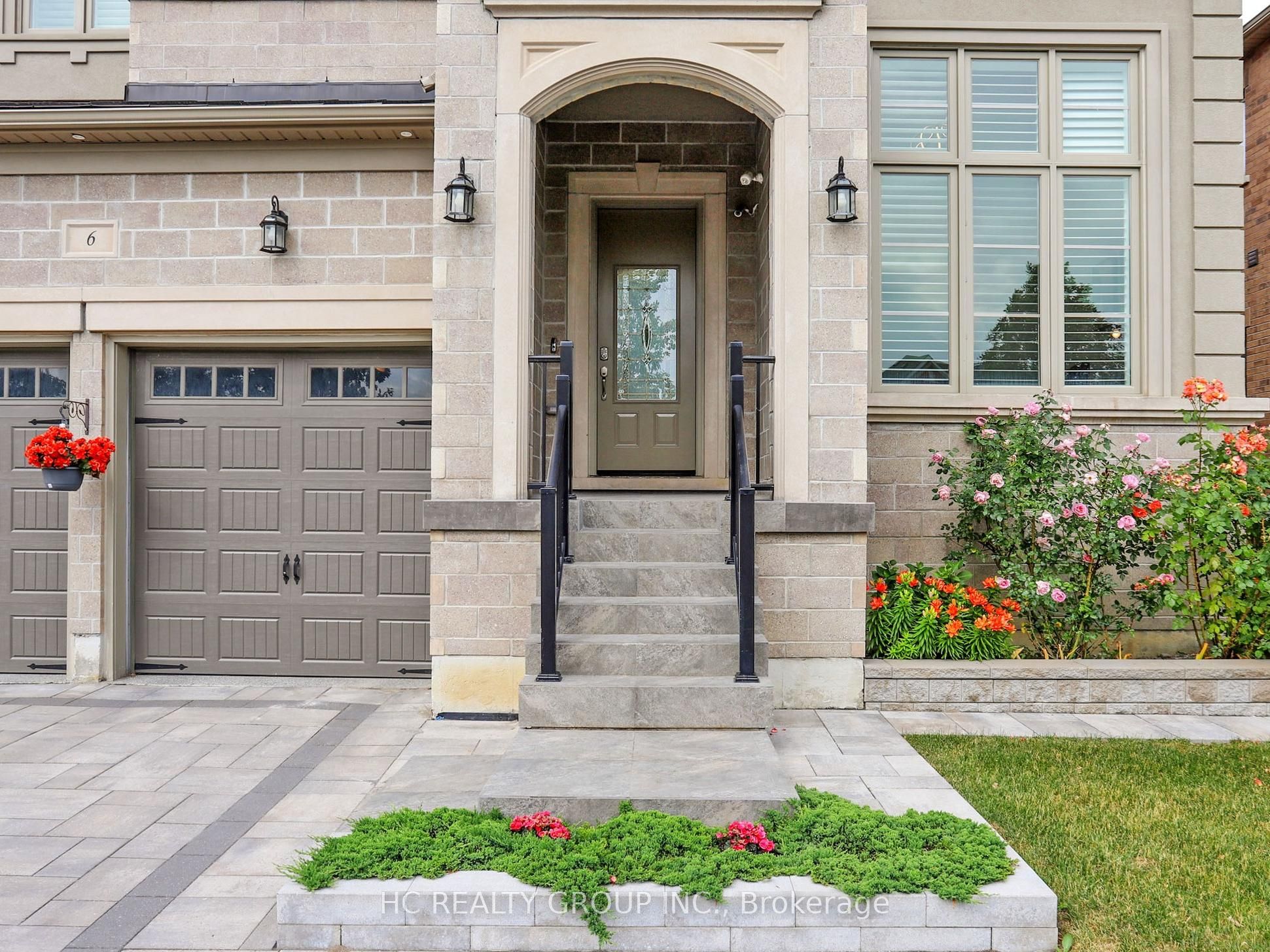 6 Redkey Drive