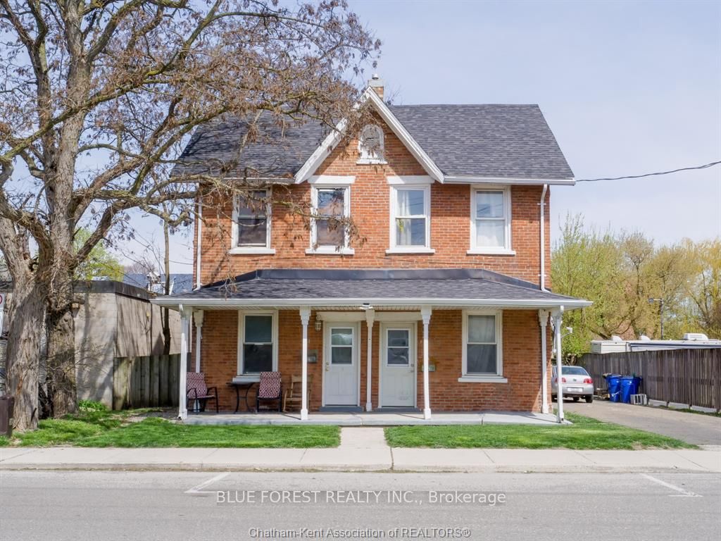 Photo 1 of 5 — 41 Adelaide Street S, Chatham-Kent, ON N7M 4R1