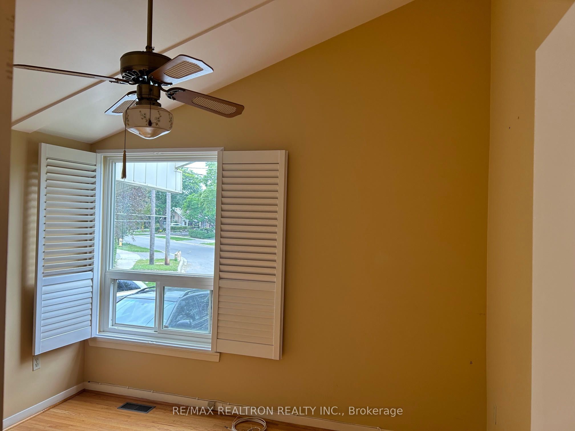 22 TANJOE Crescent