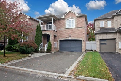 181 Fairlane Crescent Upper Vaughan ON L4H 2G8