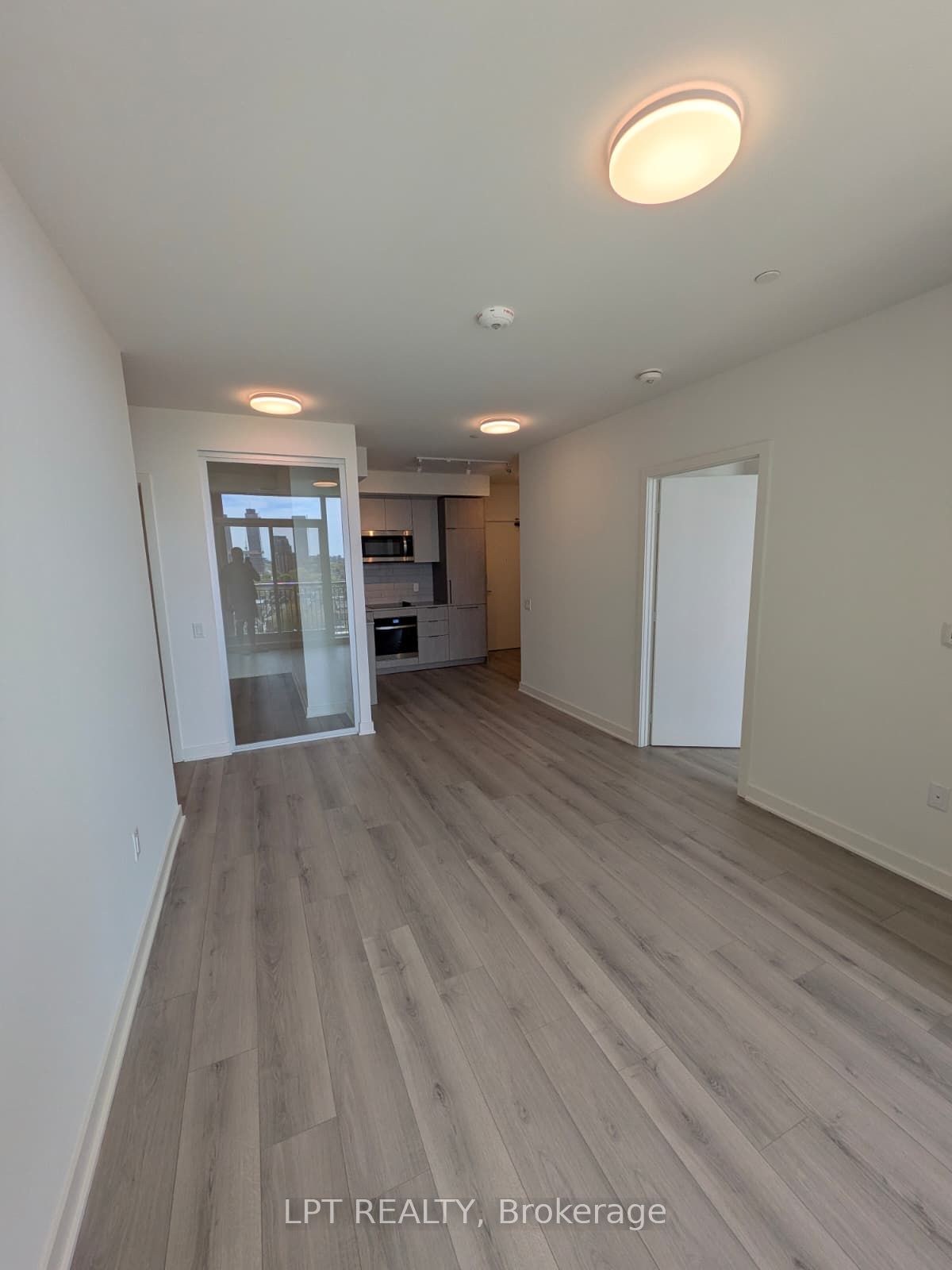 1185 Dupont Street 701
