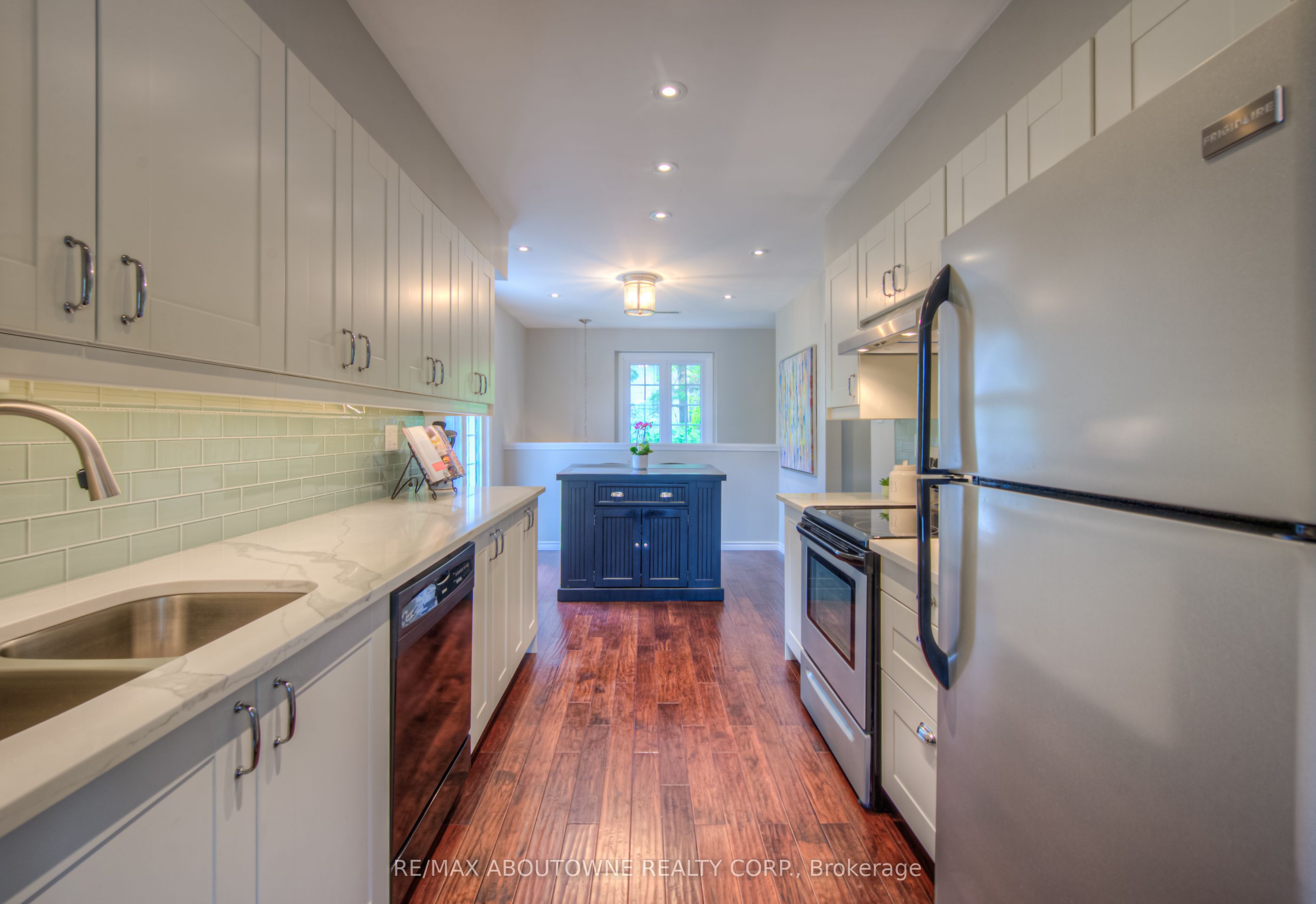 2110 Cleaver Avenue 245