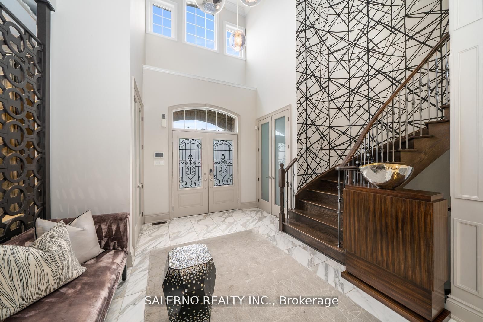 211 Grand Vellore Crescent