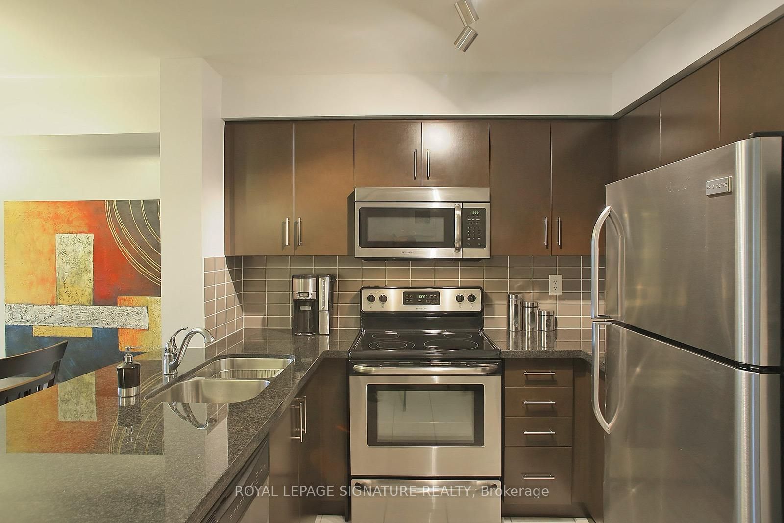 3 Michael Power Place 1401