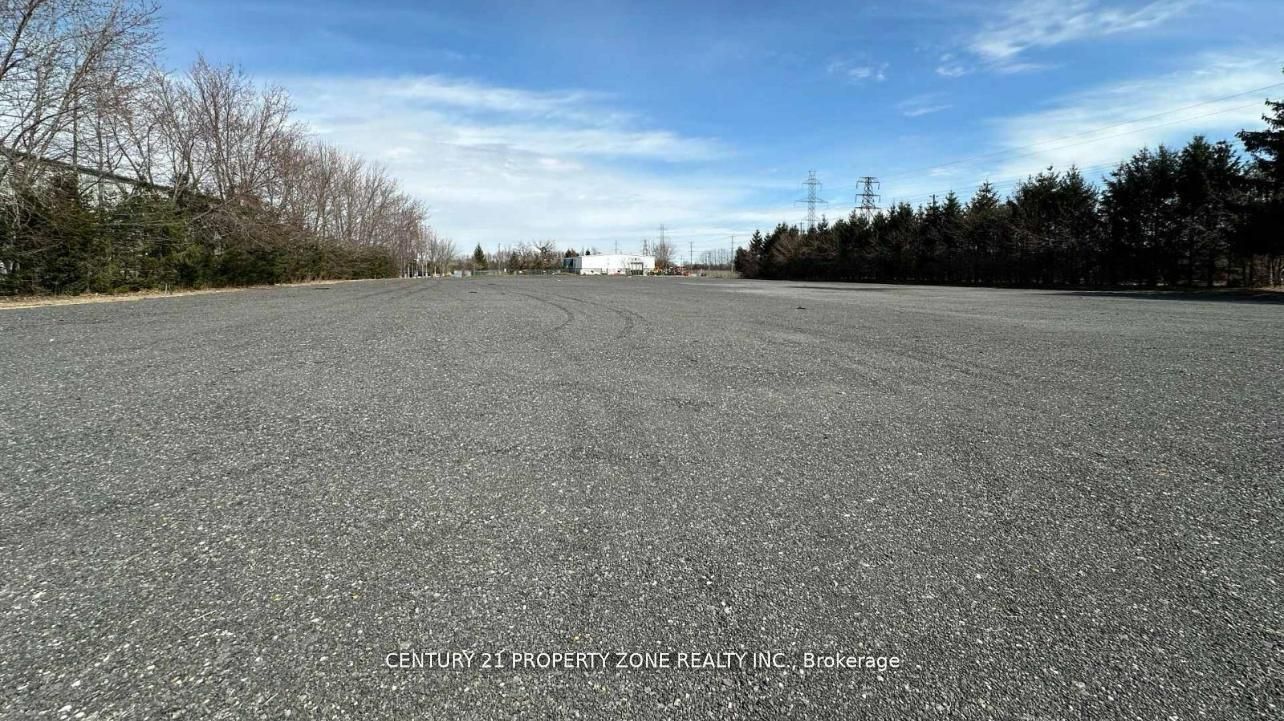 Photo 1 of 2 — 54 Siemens Drive, Chatham-Kent, ON N7M 6M5