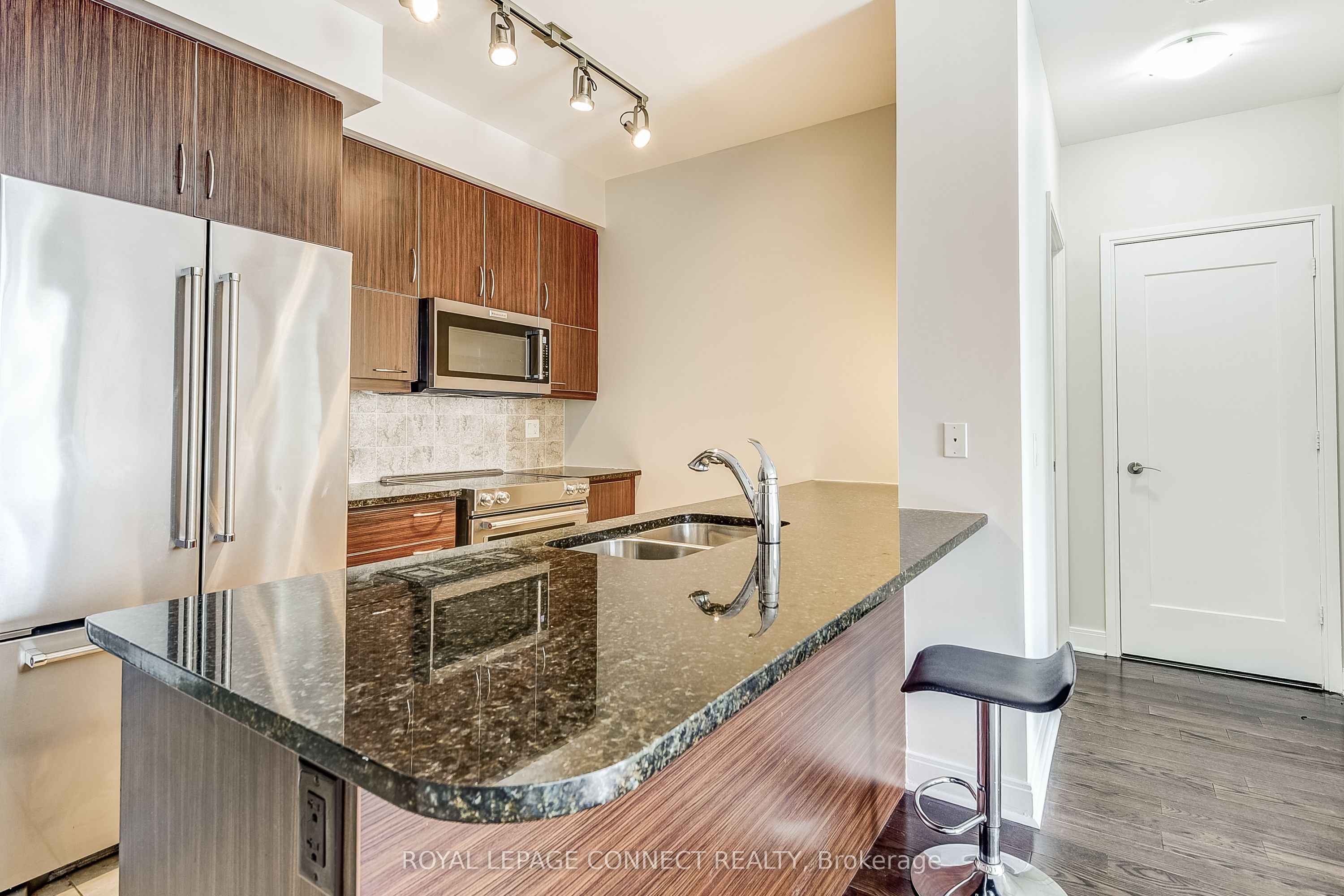 825 Church Street 601