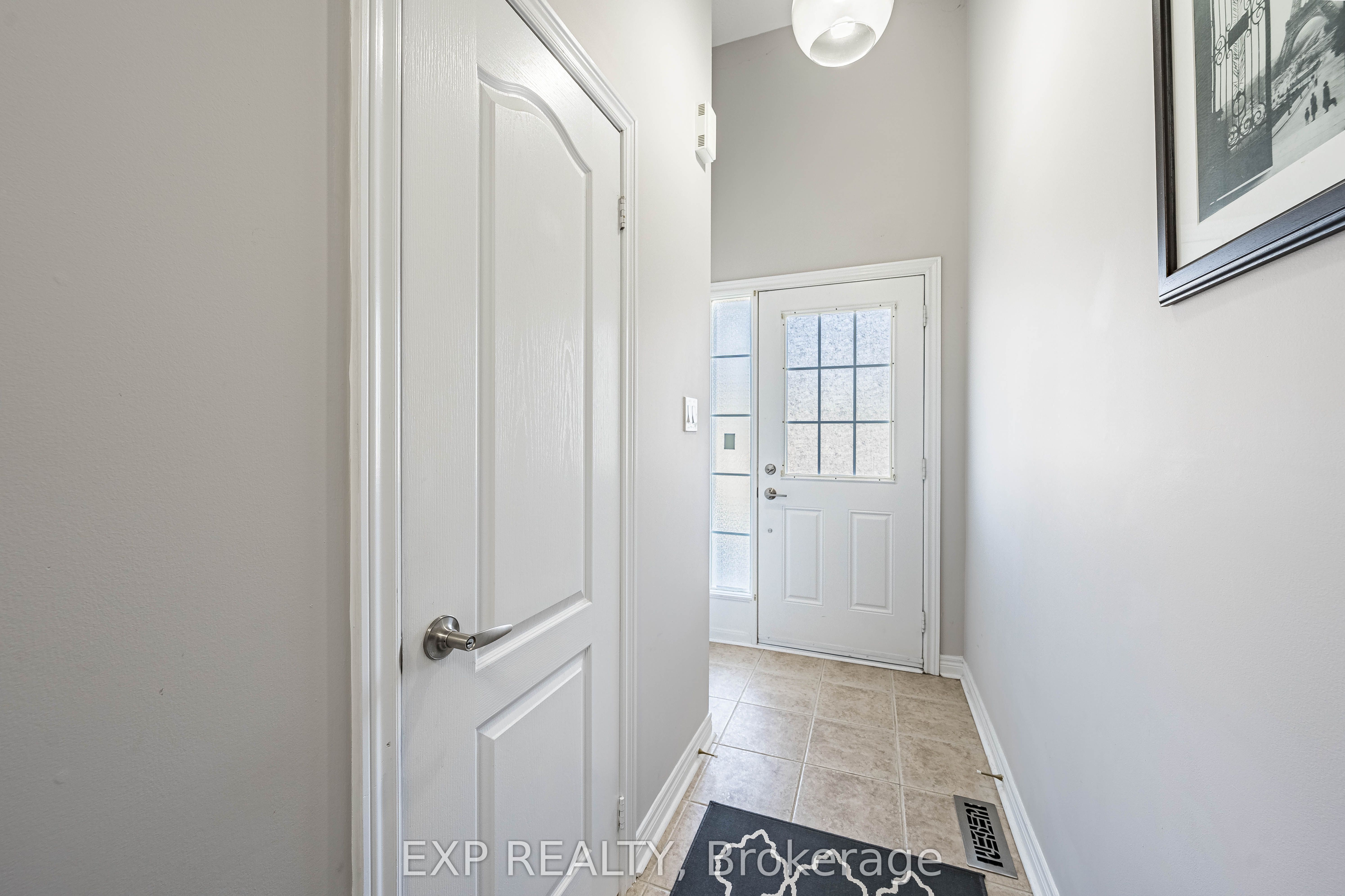 2360 Britannia Road W 4