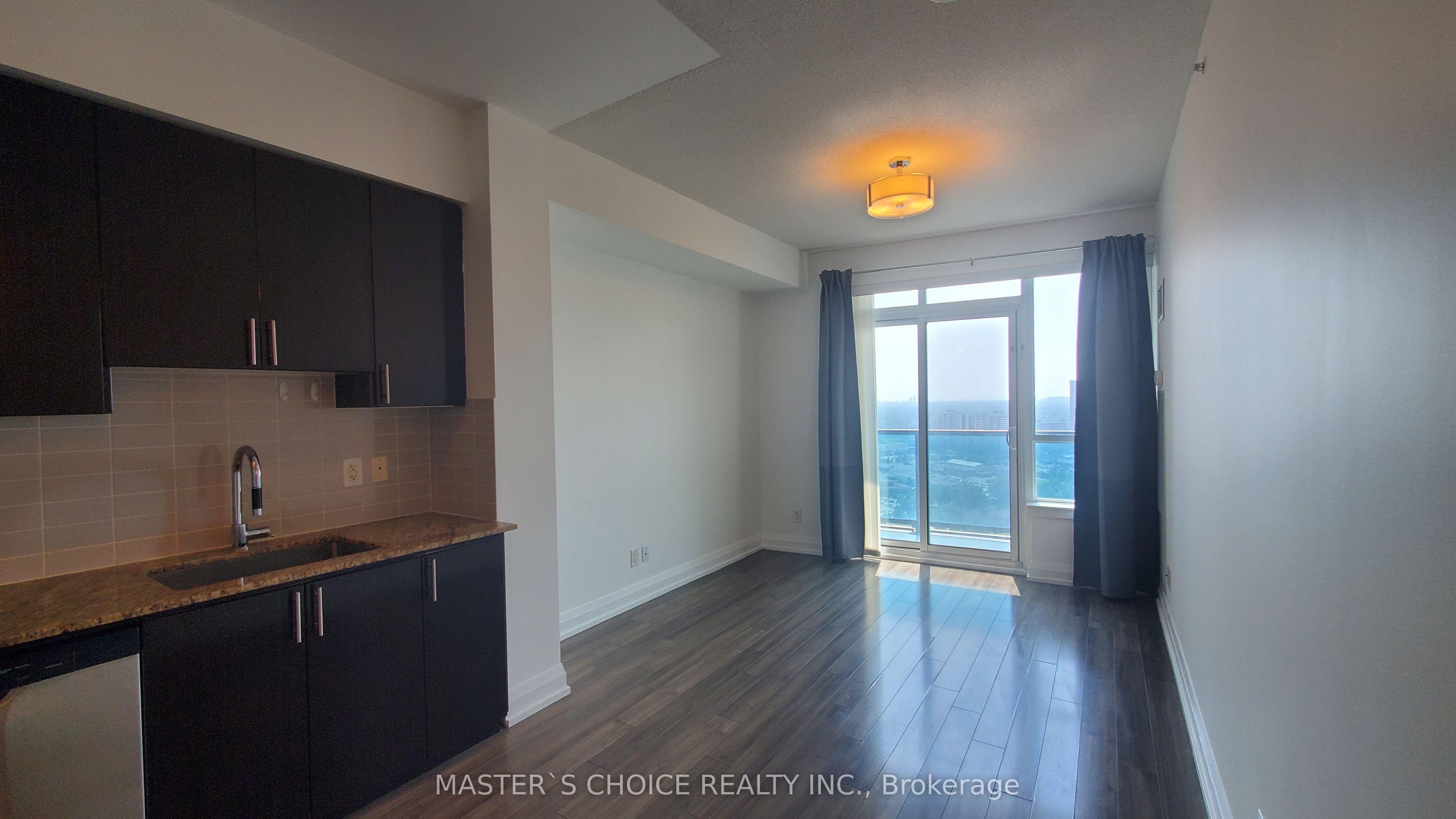 7171 Yonge Street 2311