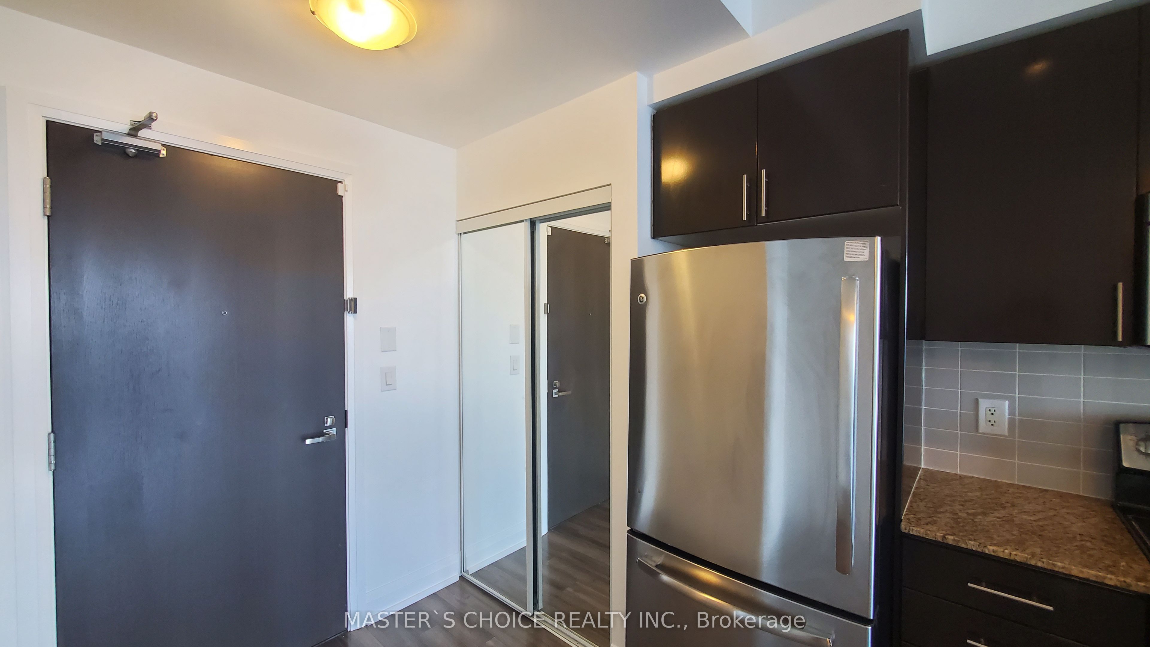 7171 Yonge Street 2311