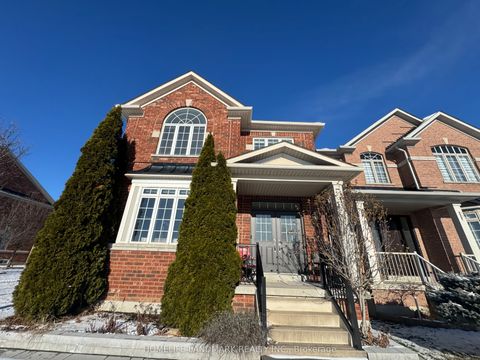 13 Woodway Lane Markham ON L6B 0N4