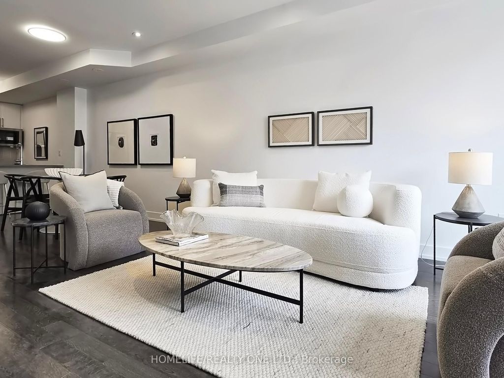 Photo of 1076 Lansdowne Avenue, Toronto, ON M6H 4H2 (MLS # W13455020)