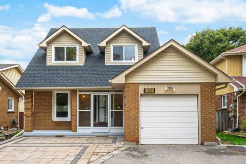 Photo of 317 Port Royal Trail, Toronto, ON M1V 2L1 (MLS # E12458933)