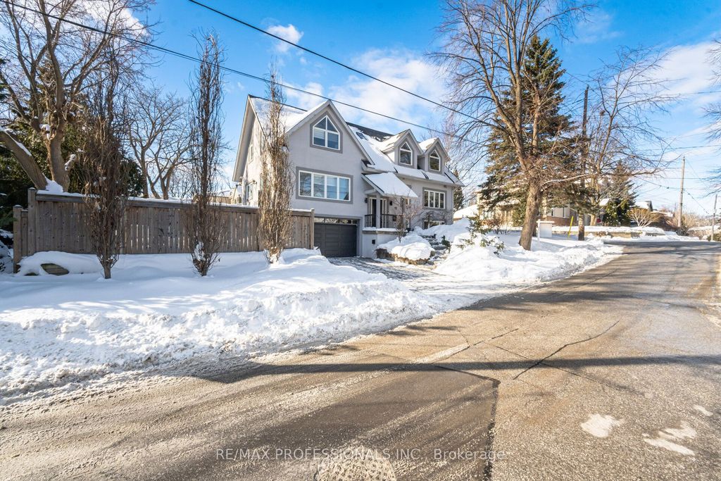 Photo of 12 Walford Road, Toronto, ON M8X 2P1 (MLS # W12759510)
