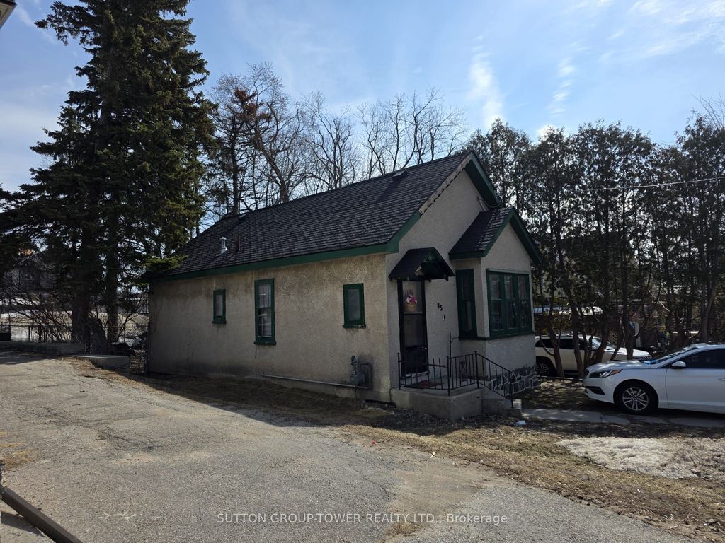 Photo of 85 Maple Avenue, Barrie, ON L4N 1S1 (MLS # S12933326)