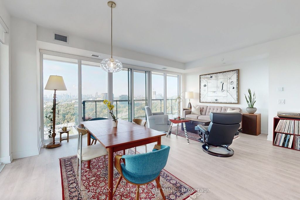 Photo of 20 Inn On The Park Drive #1432, Toronto, ON M3C 0P8 (MLS # C12414620)