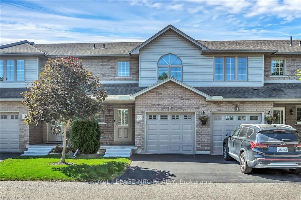 Photo 1 of 36 — 40 Braemar Avenue 30, Haldimand, ON N3W 2N1
