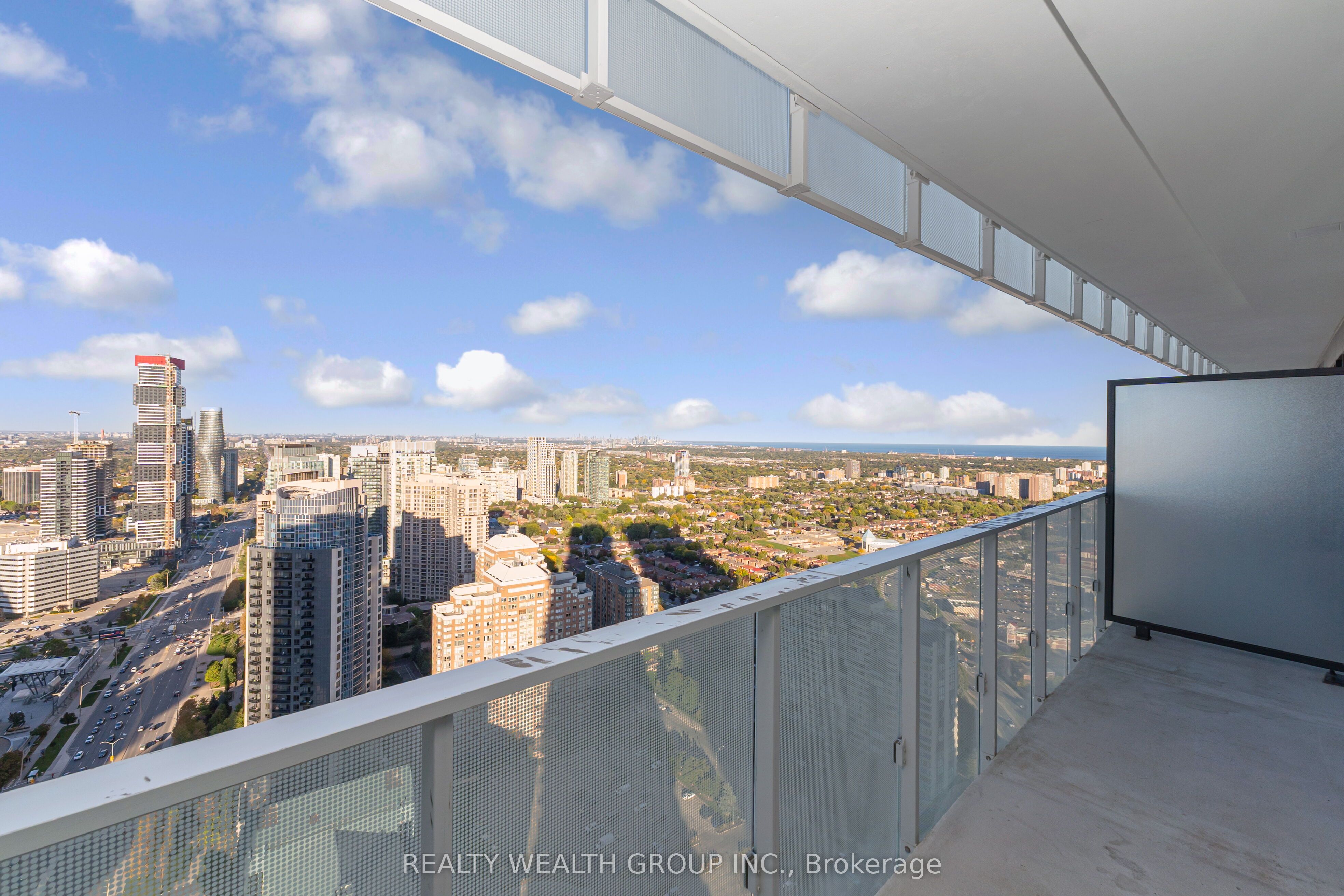 3900 Confederation Parkway 3911