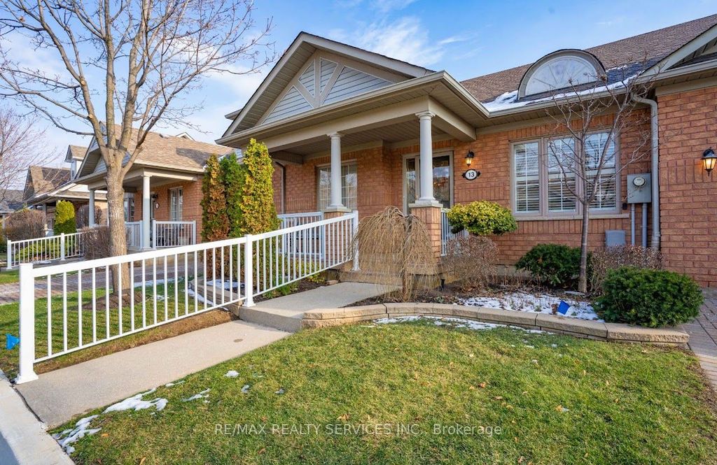Photo of 13 Amberhill Trail #7, Brampton, ON L6R 2R7 (MLS # W12440215)