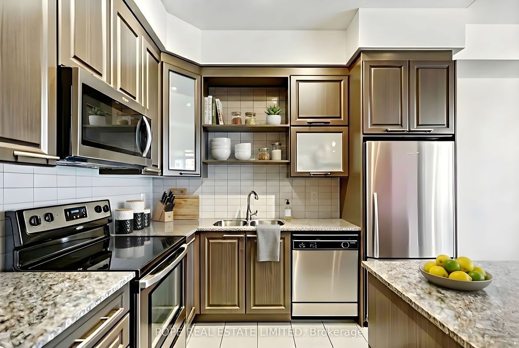 Photo of 500 Sherbourne Street #502, Toronto, ON M4X 1L1 (MLS # C12698174)