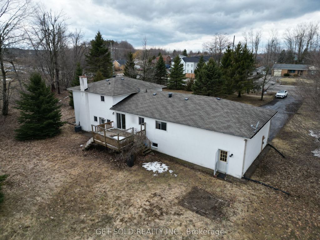 Photo of 780 Essa Road E, Barrie, ON L4N 9E9 (MLS # S12905306)