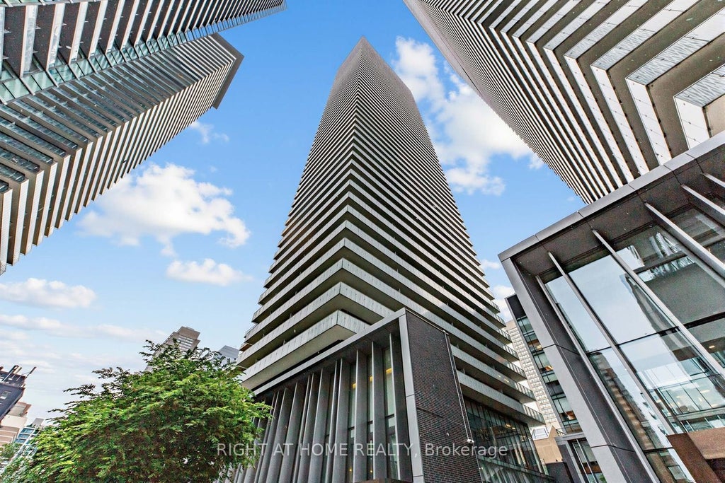 Photo of 42 Charles Street E #3408, Toronto, ON M4Y 0B7 (MLS # C13765616)