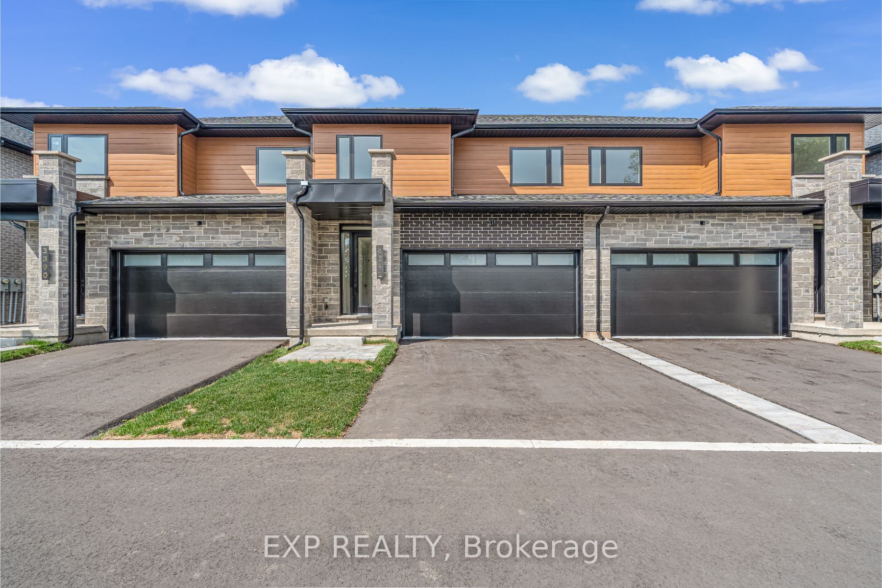 2154 Walkers Line 5
