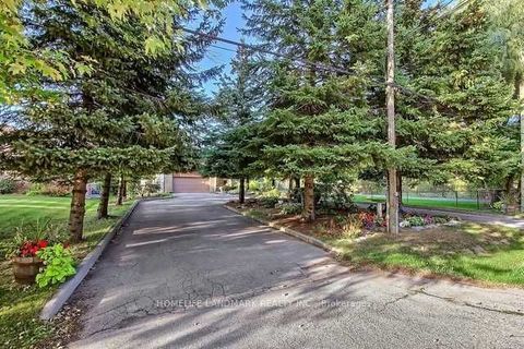 10 Maple Grove Avenue Richmond Hill ON L4E 2T3
