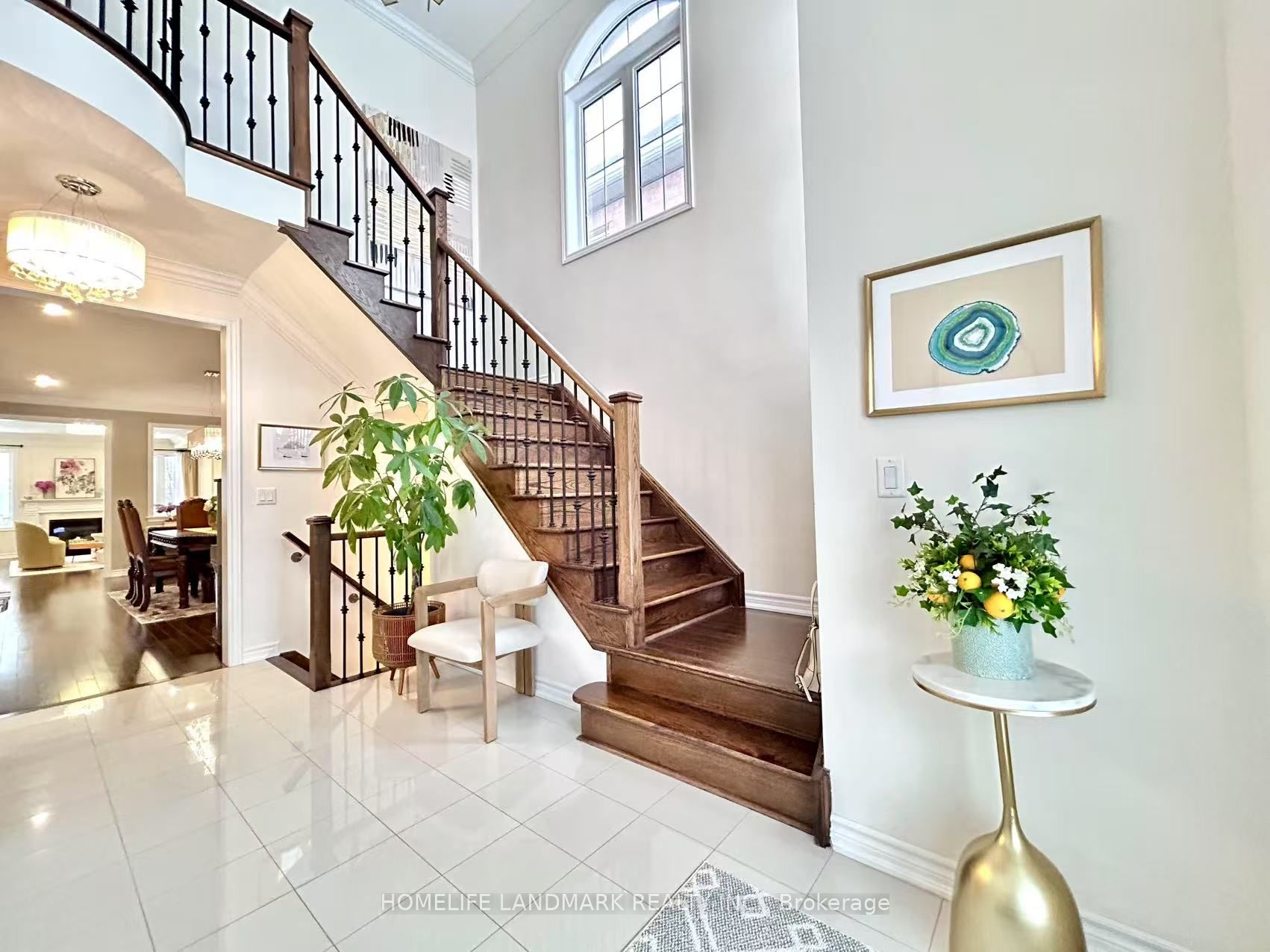 69 LIVANTE Court