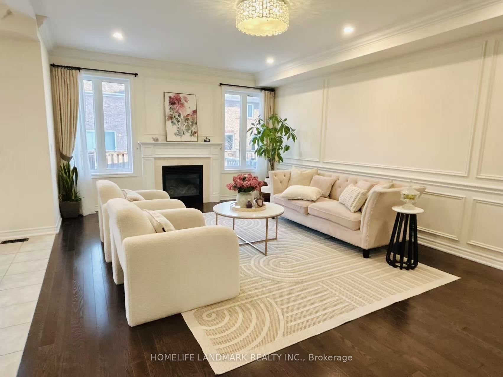 69 LIVANTE Court
