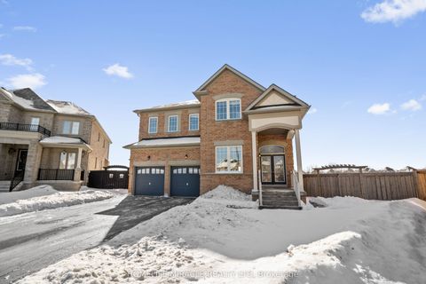 8 Everlasting Court Brampton ON M9N 3X5