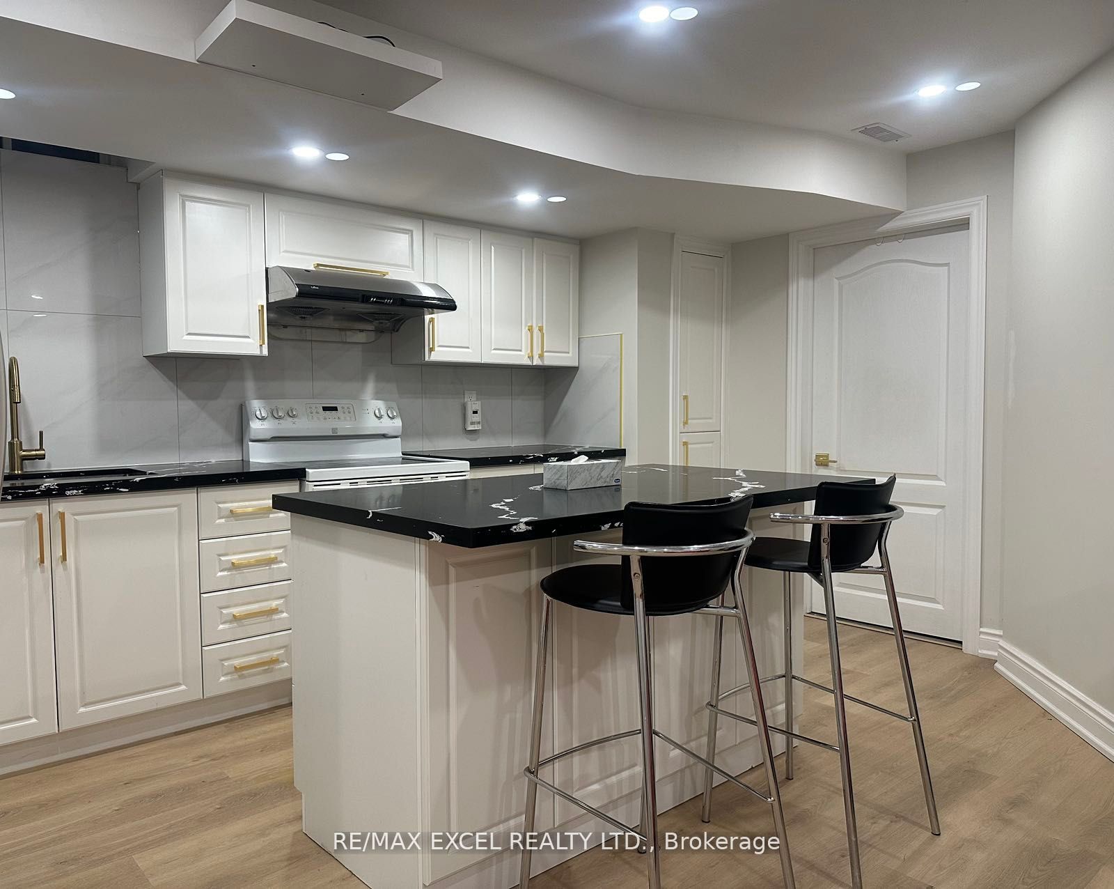 16 Maroon Drive Bsmt