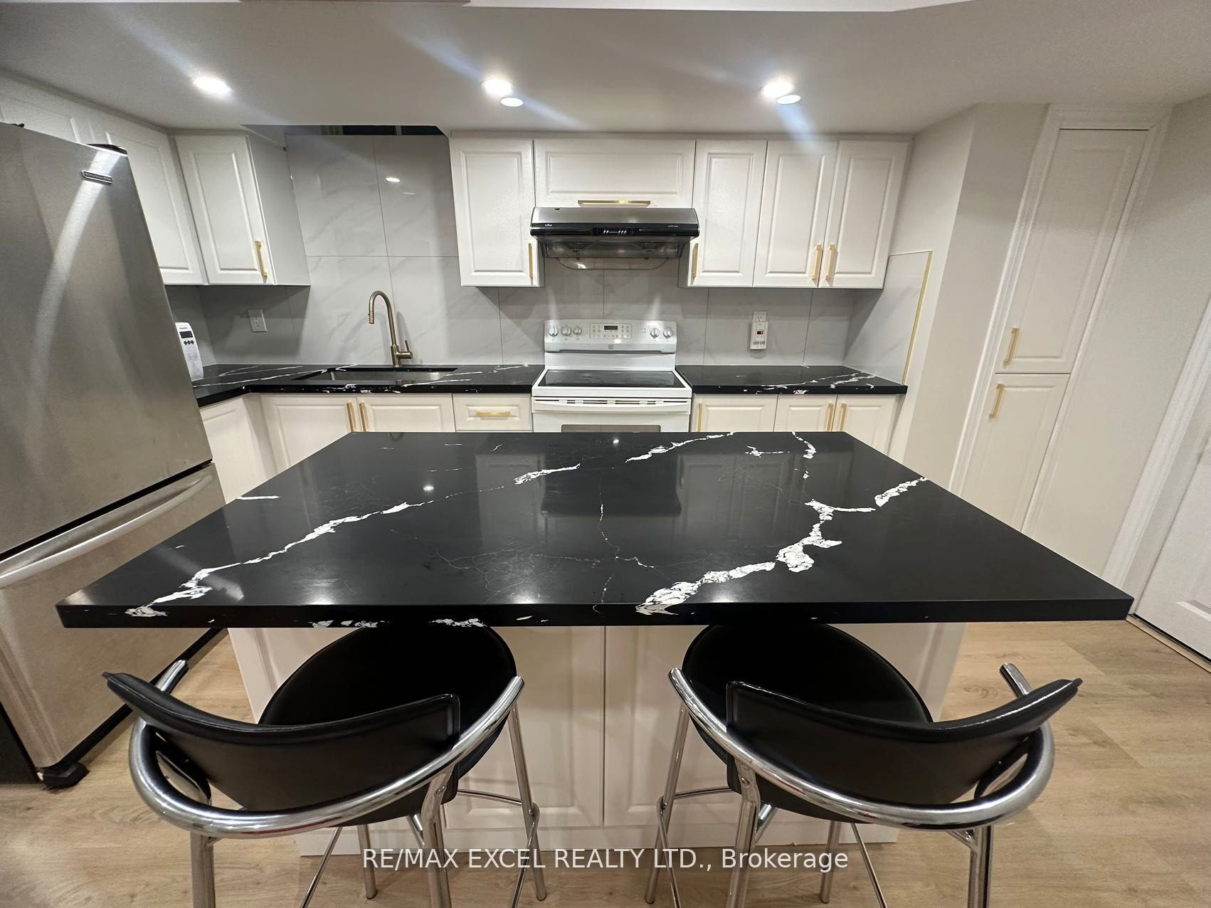 16 Maroon Drive Bsmt