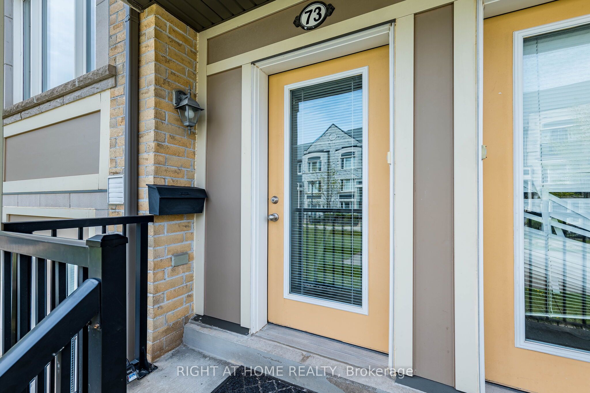 5650 Winston Churchill Boulevard W 73