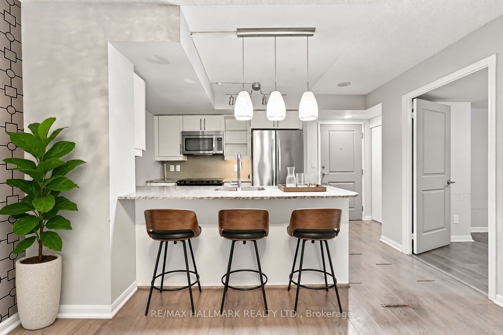 Photo of 35 Bastion Street #706, Toronto, ON M5V 0C2 (MLS # C13831062)