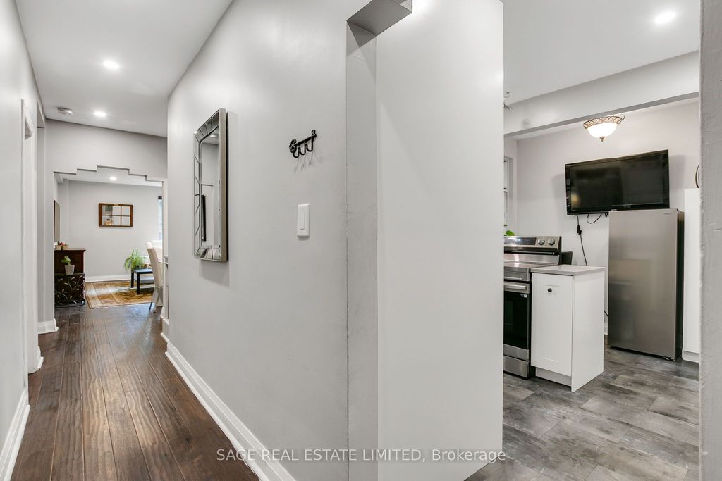 Photo of 1840 Bathurst Street #204, Toronto, ON M5P 3K7 (MLS # C13153604)