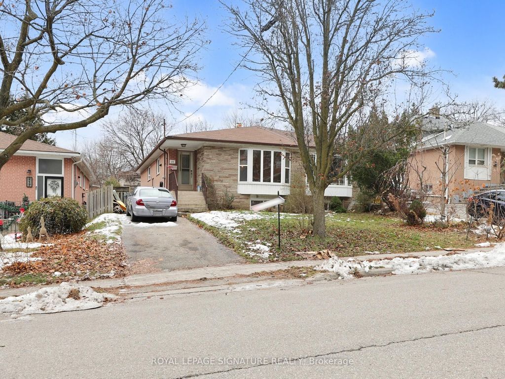 Photo of 215 Woodsworth Road, Toronto, ON M2L 2T5 (MLS # C12643932)